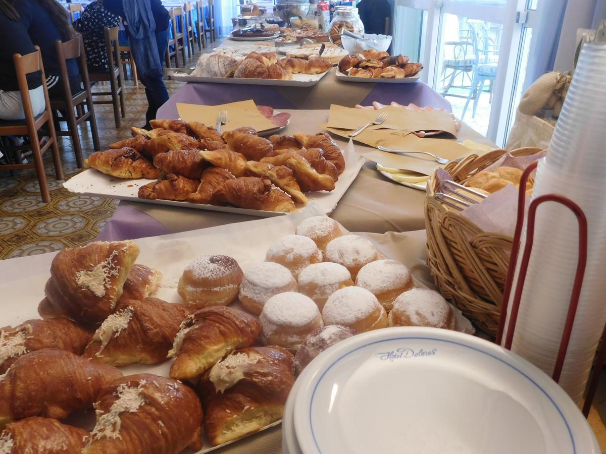 Hotel Dolores Rimini Dış mekan fotoğraf