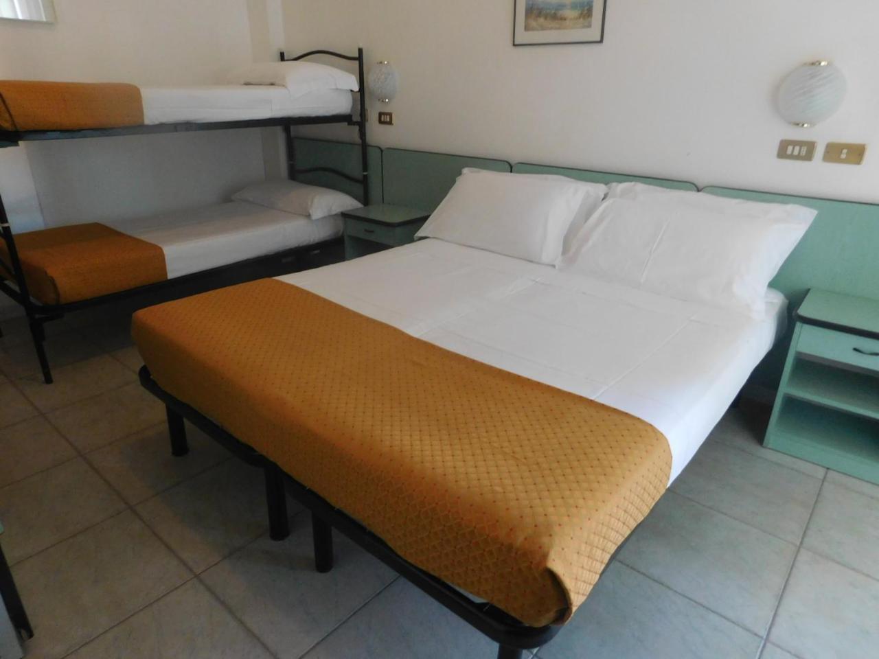 Hotel Dolores Rimini Dış mekan fotoğraf