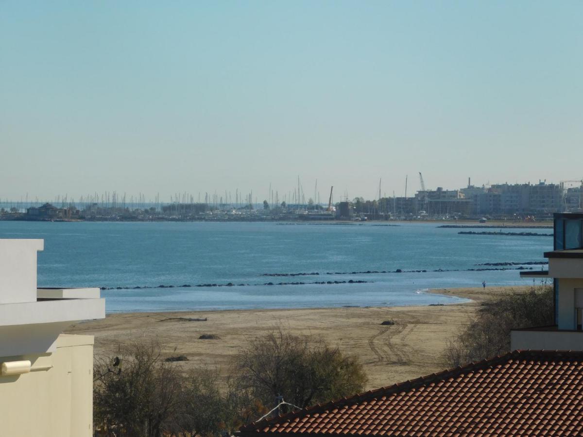 Hotel Dolores Rimini Dış mekan fotoğraf